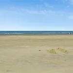Guder - 500m From The Sea By Interhome Lakolk