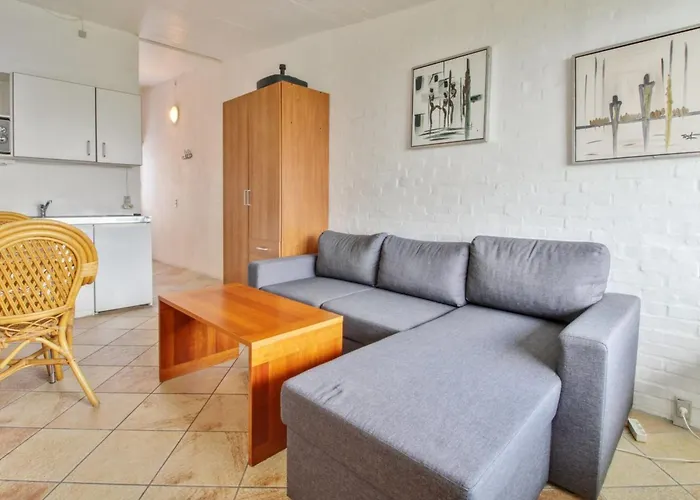 Guder - 500m From The Sea By Interhome Lakolk