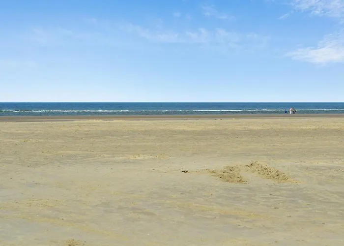 Guder - 500m From The Sea By Interhome Lakolk